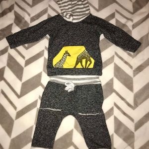 3-6 months Sweatsuits